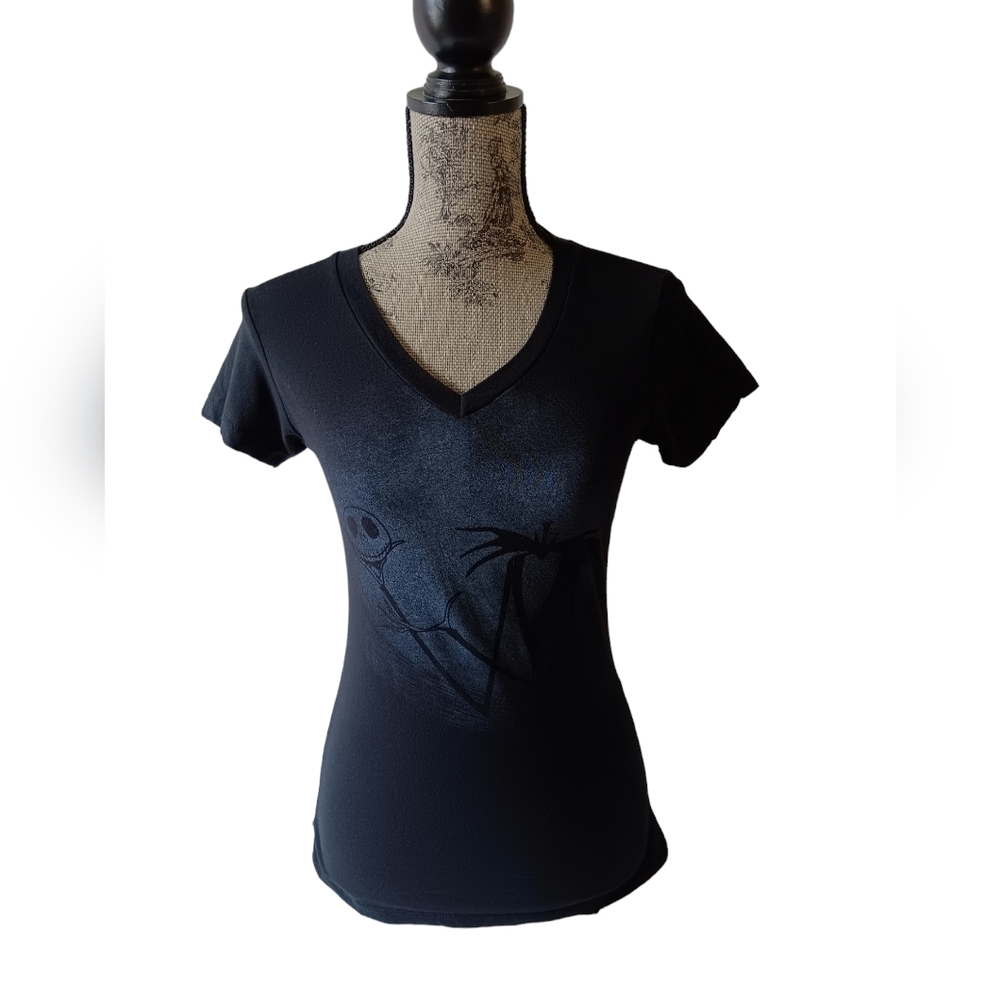 The Nightmare Before Christmas women's black short sleeve v-neck top size S